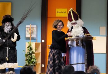 25-12-05 Artikel Chronik Nikolausbesuch (1)